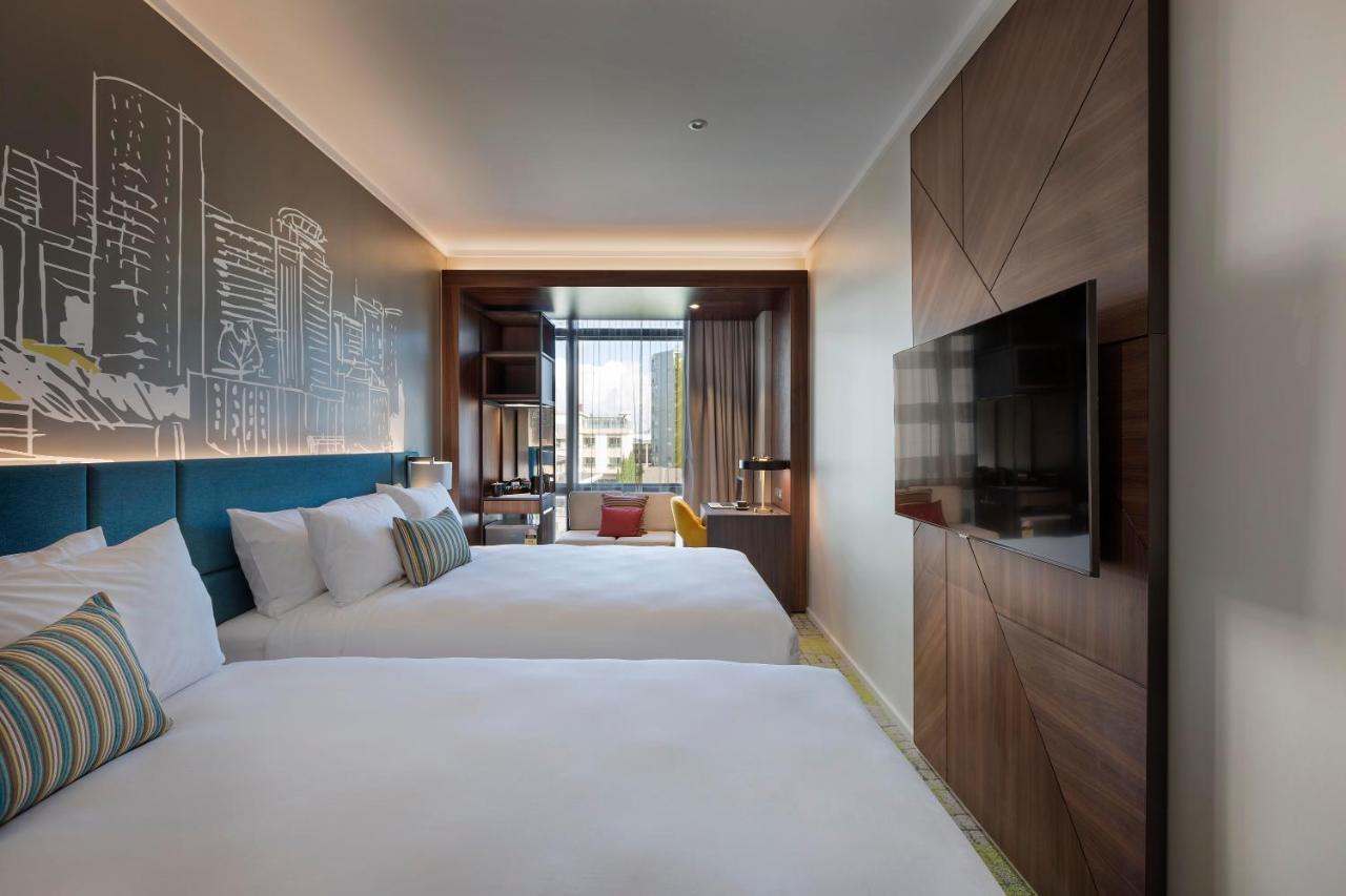 Mercure Auckland Queen Street Exterior photo